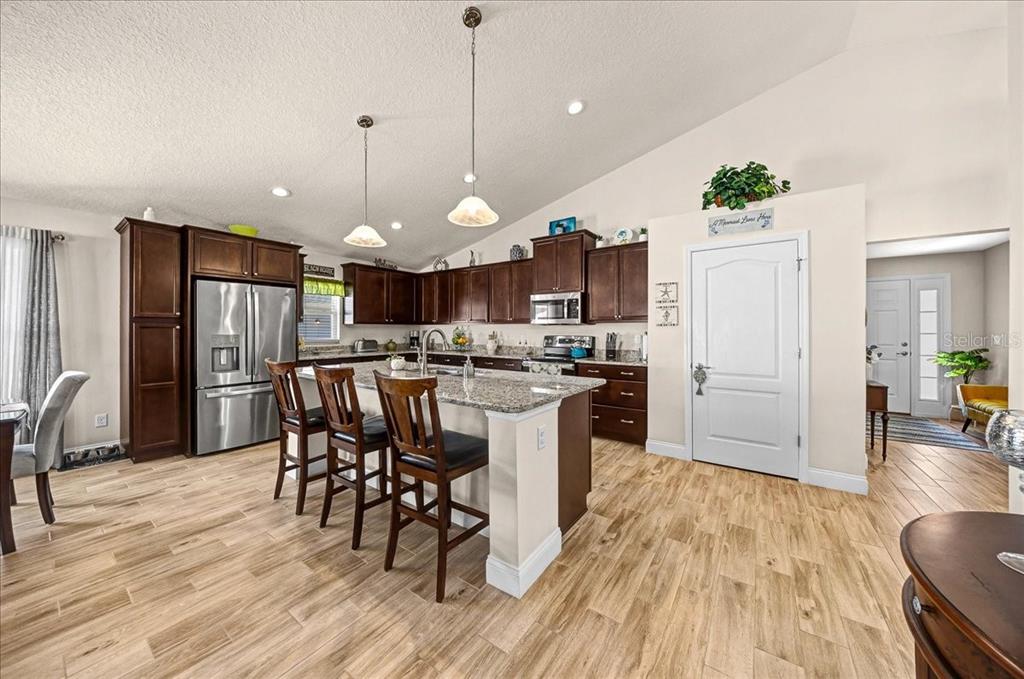 4977 Southwest 90th Place Ocala, FL 34476 - Photo 14 of 42