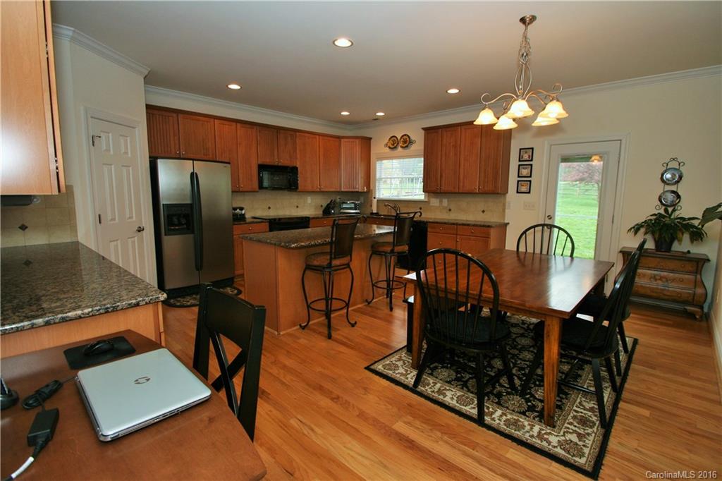 3114 Williams Station Road Matthews, NC 28105 - Photo 6 of 19 Gallery Image 6