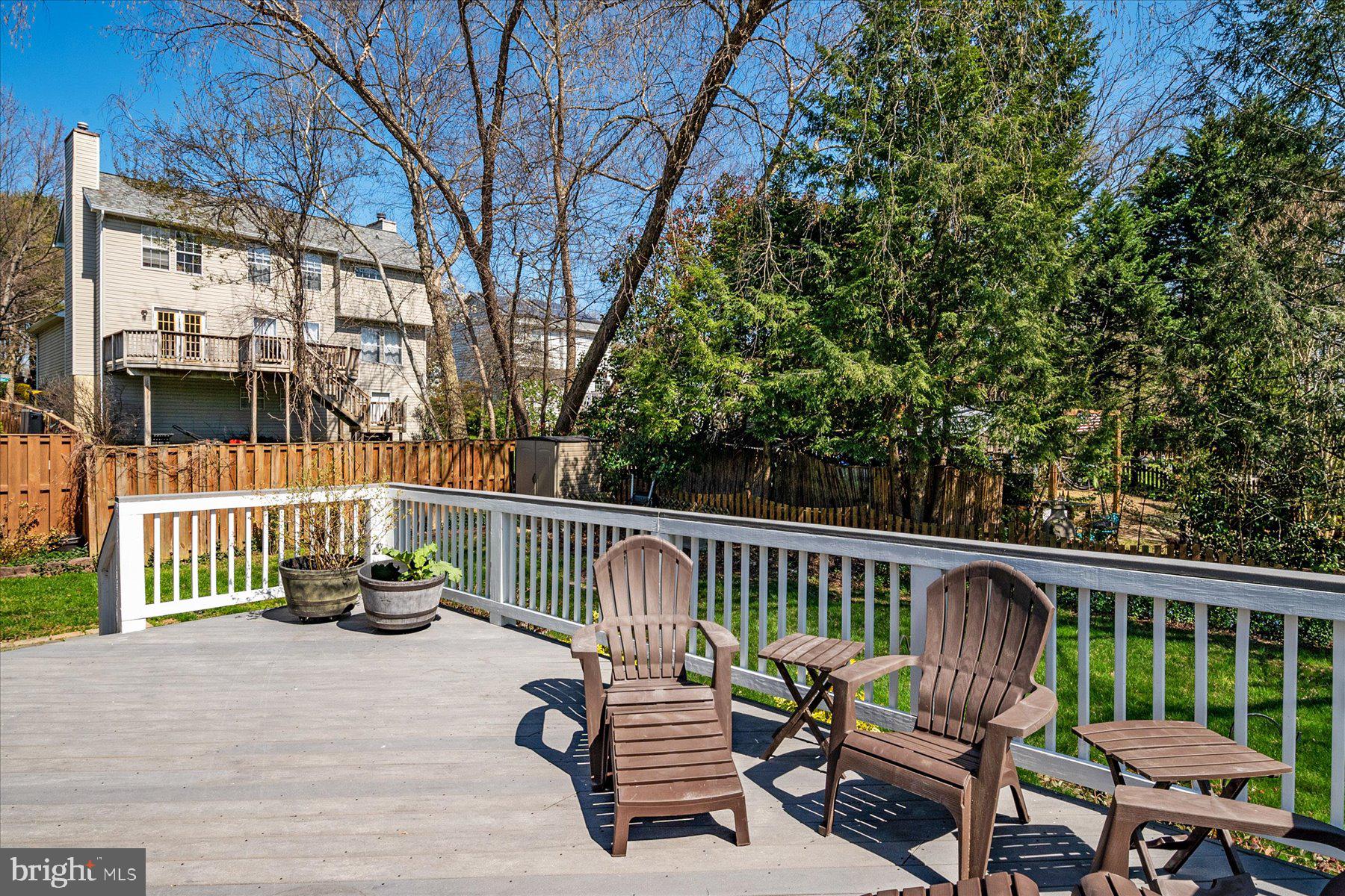 2709 Maynard Road Crofton, MD 21114 - Photo 36 of 45 Perfect for grilling and enjoying the sunshine!