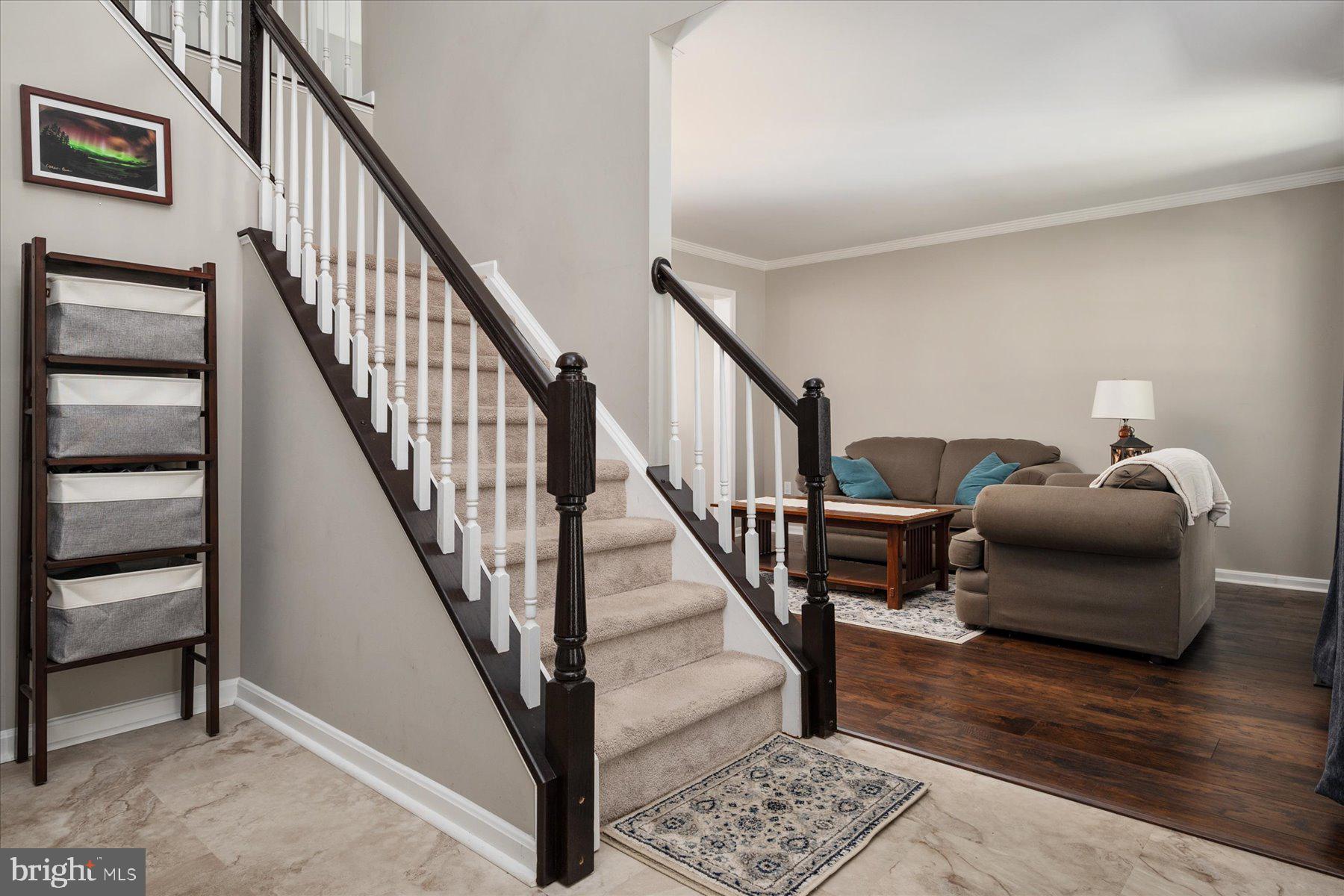 2709 Maynard Road Crofton, MD 21114 - Photo 5 of 45 Welcoming 2 story foyer