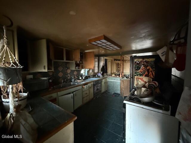 34 Tabor Road Mechanicville, NY 12118 - Photo 12 of 16 IMG_8236