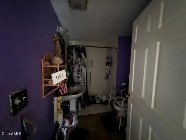 34 Tabor Road Mechanicville, NY 12118 - Photo 7 of 16 IMG_8229