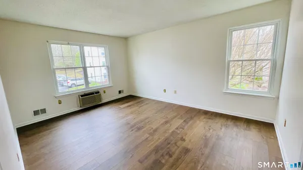 $210,000 | 68 Rockledge Loop, Unit 68, Torrington, CT 06790