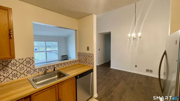 $210,000 | 68 Rockledge Loop, Unit 68, Torrington, CT 06790