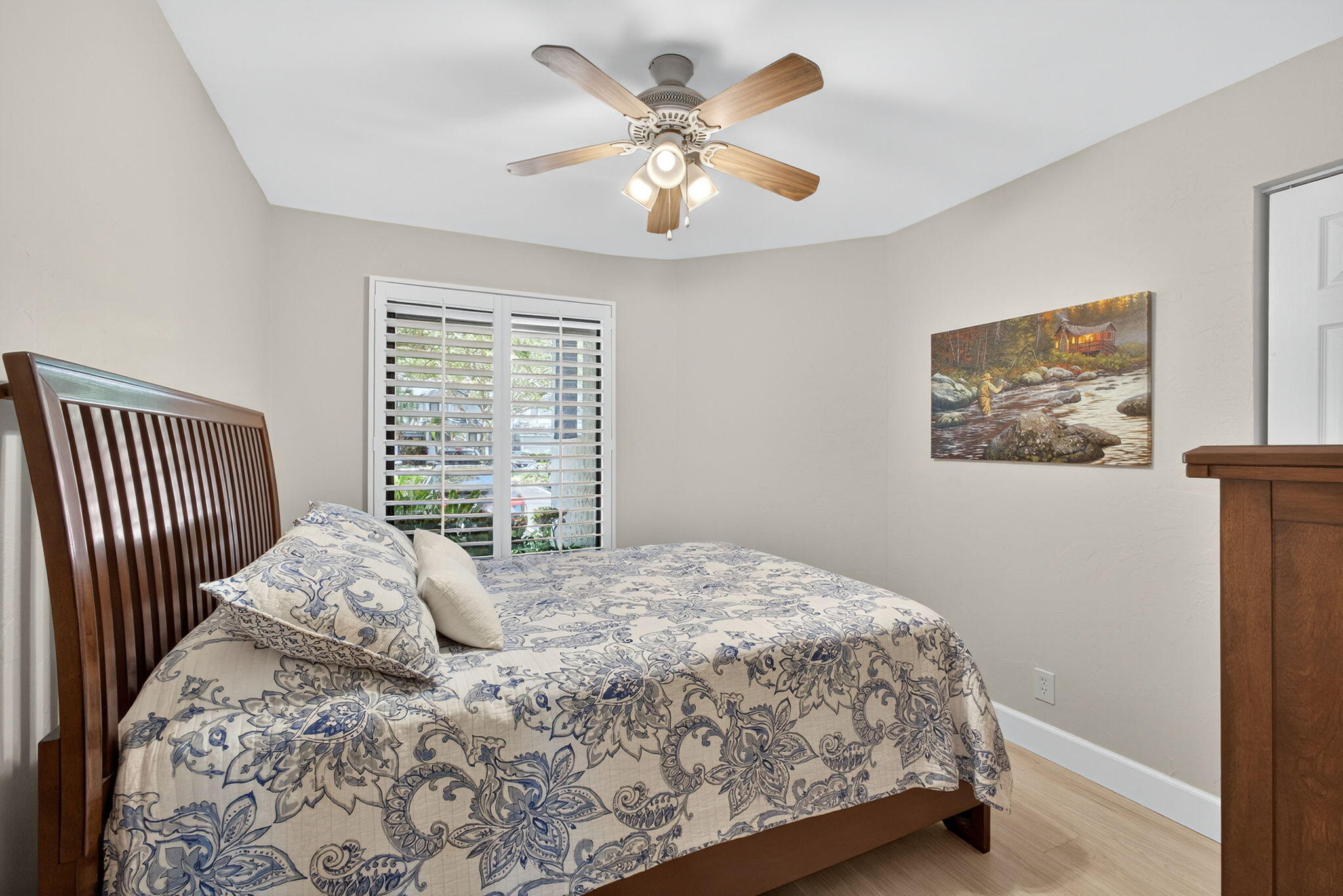 406 Harbour Pointe Way Greenacres, FL 33413 - Photo 33 of 79 a bedroom with a bed and a window