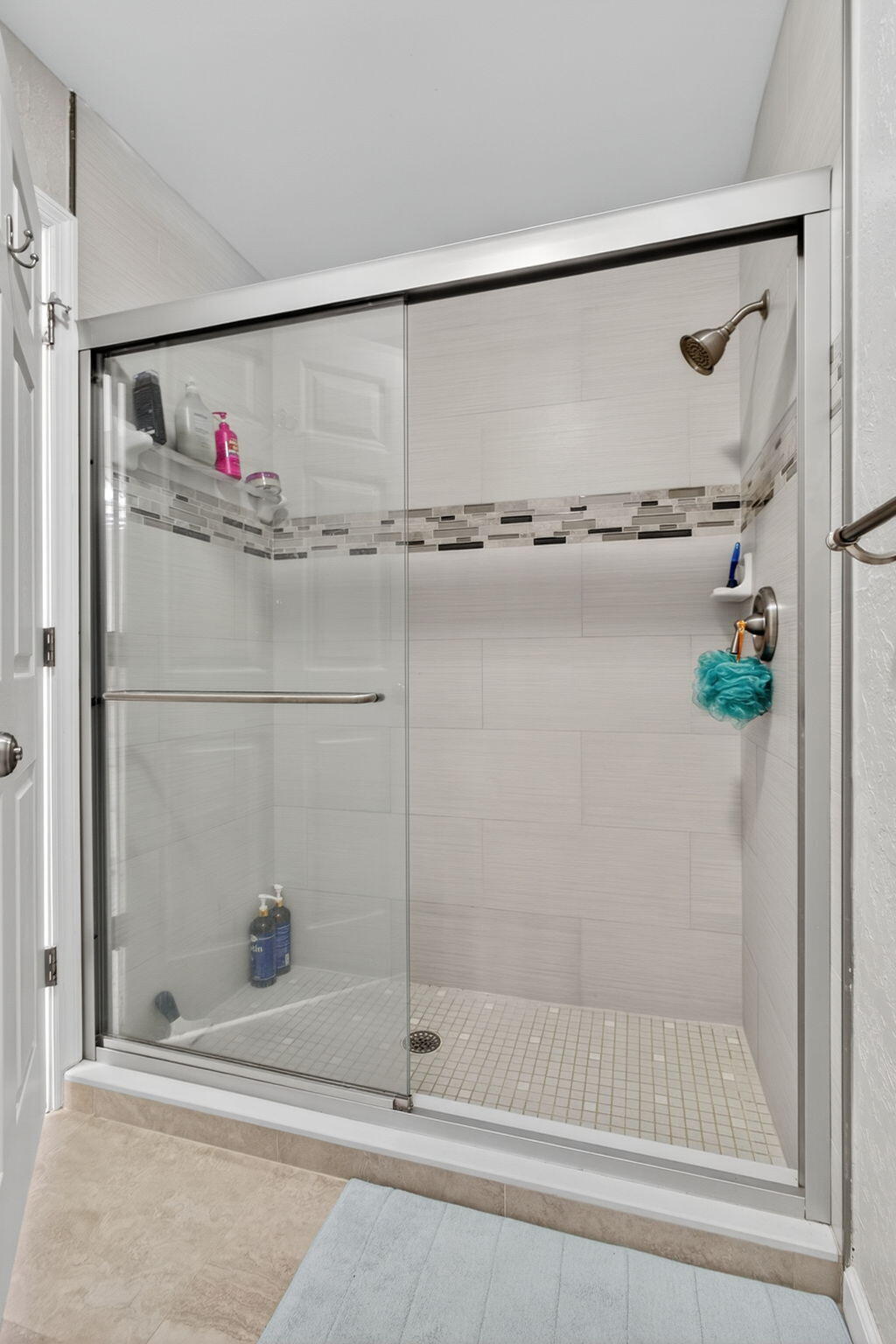 406 Harbour Pointe Way Greenacres, FL 33413 - Photo 45 of 79 a bathroom with a shower and a shower