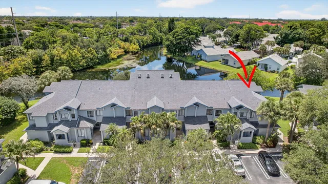 $2,600 | 406 Harbour Pointe Way, Greenacres, FL 33413