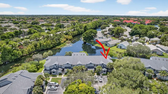 $2,600 | 406 Harbour Pointe Way, Greenacres, FL 33413