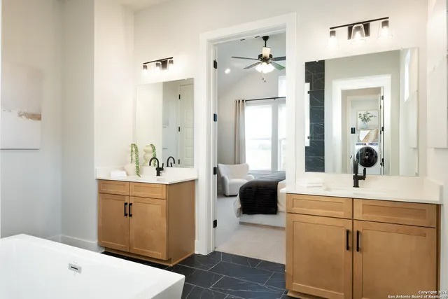 $464,555 | 5309 Park Overlook, Marion, TX 78124