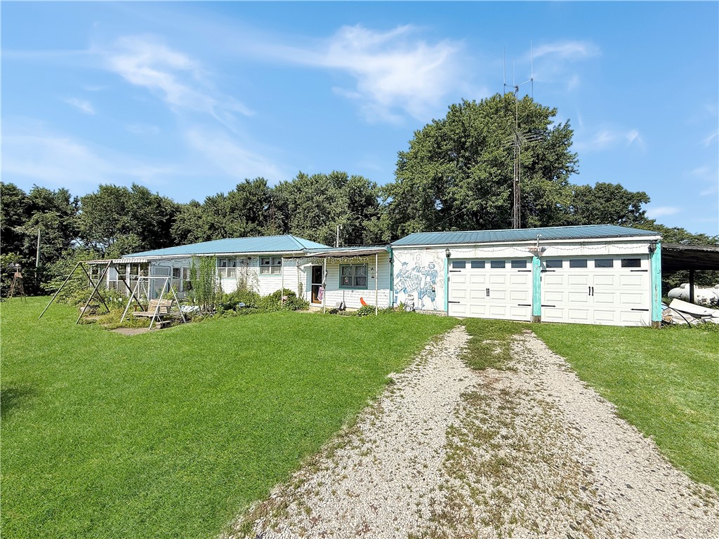 10355 North 450th Street Casey, IL 62420 - Photo 1 of 21