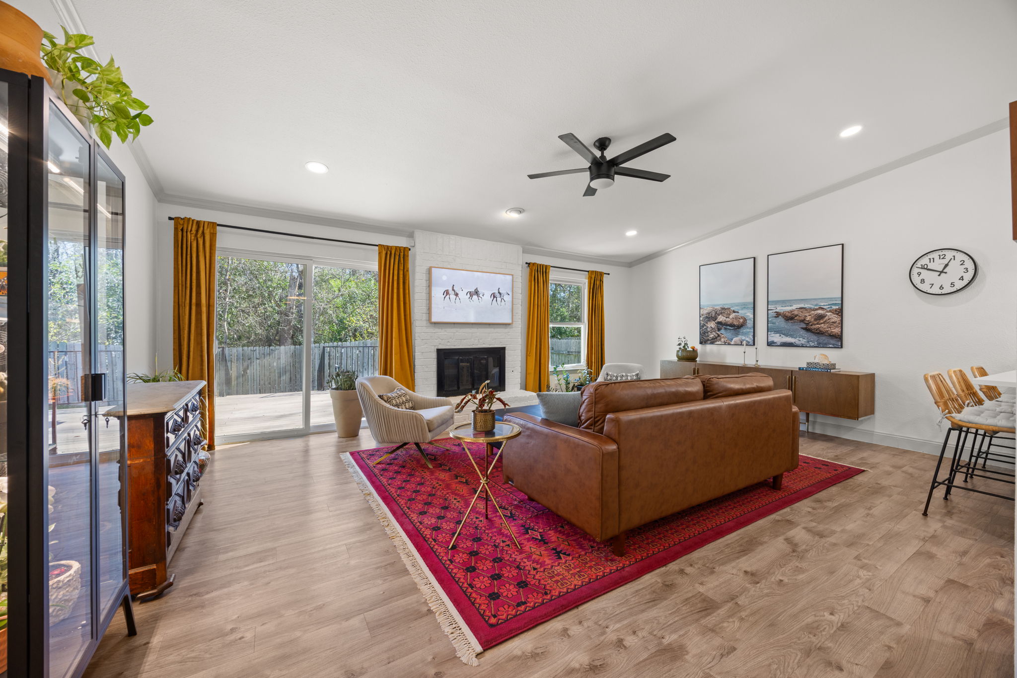 8401 Alabama Drive Austin, TX 78745 - Photo 3 of 23 a living room with furniture and a large window