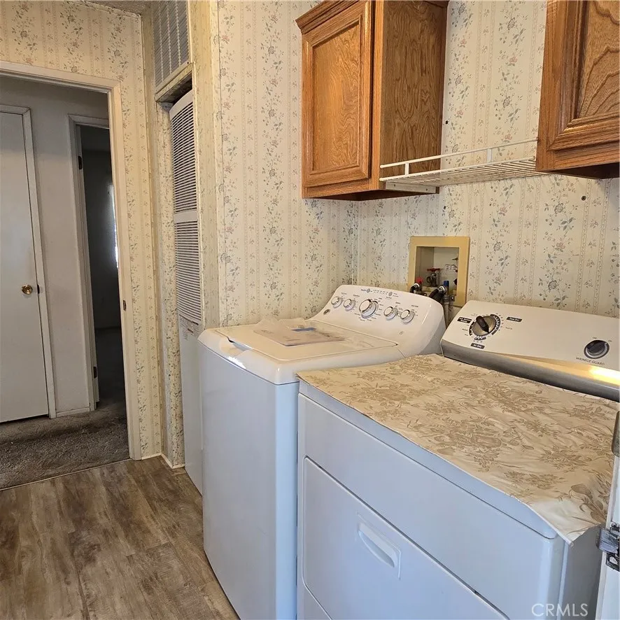 1536 South State Street, Unit 219 Hemet, CA 92543 - Photo 22 of 23 Laundry Room