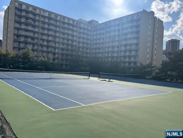 $619,000 | 1055 River Road, Unit 501, Edgewater, NJ 07020