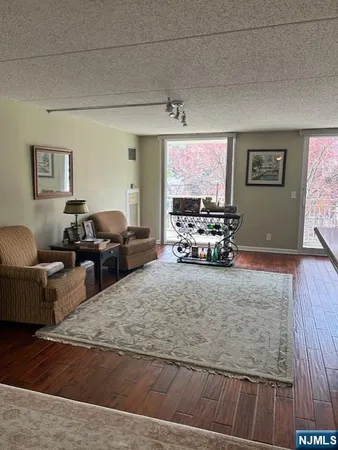 $619,000 | 1055 River Road, Unit 501, Edgewater, NJ 07020