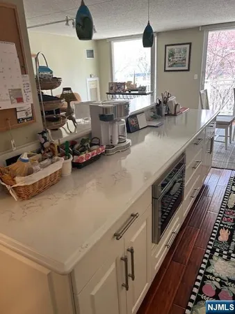 $619,000 | 1055 River Road, Unit 501, Edgewater, NJ 07020