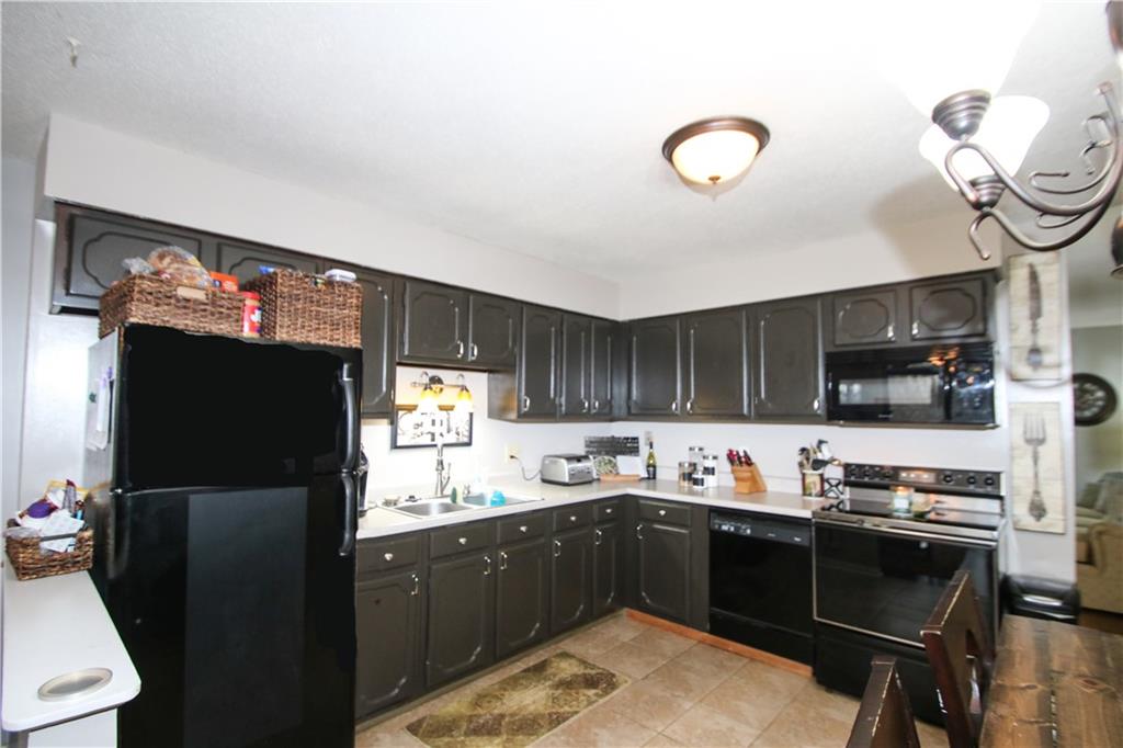 8087 Witherington Road Indianapolis, IN 46268 - Photo 5 of 26