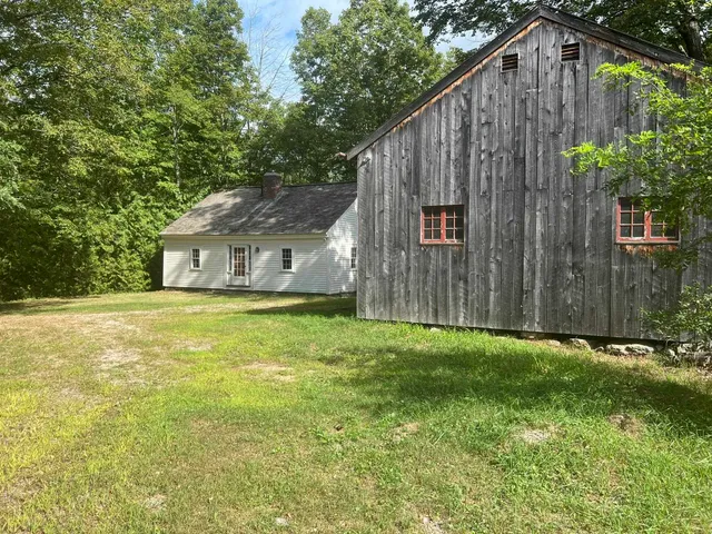 $549,000 | 200 S Road, Newbury, NH 03255
