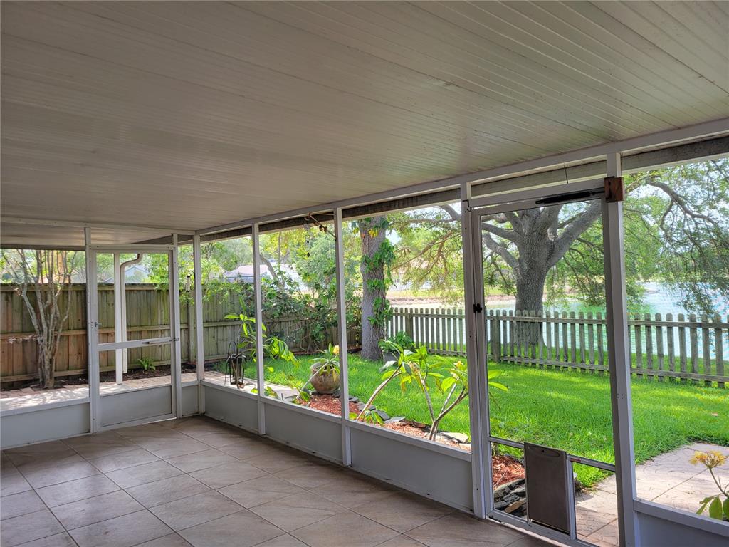 2011 Cattleman Drive Brandon, FL 33511 - Photo 37 of 40 a view of a garden with porch