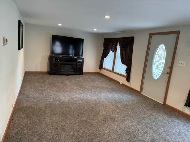 $179,000 | 440 Whitney Avenue, Morenci, MI 49256