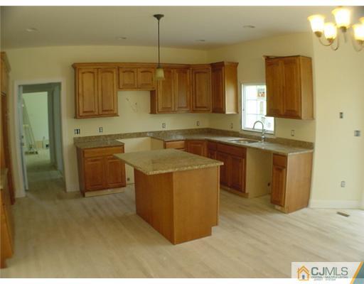 39 Major Road Monmouth Junction, NJ 08852 - Photo 2 of 12 Gallery Image 2