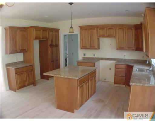 39 Major Road Monmouth Junction, NJ 08852 - Photo 3 of 12 Gallery Image 3