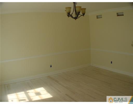 39 Major Road Monmouth Junction, NJ 08852 - Photo 4 of 12 Gallery Image 4