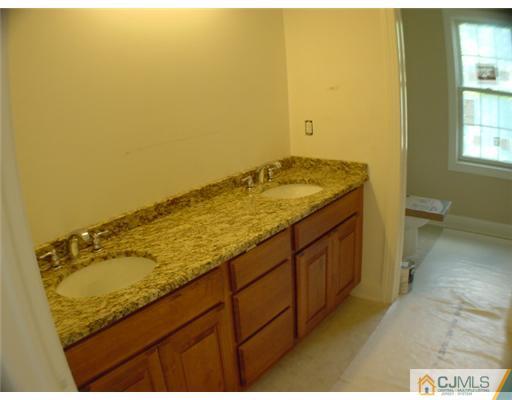 39 Major Road Monmouth Junction, NJ 08852 - Photo 8 of 12 Gallery Image 8
