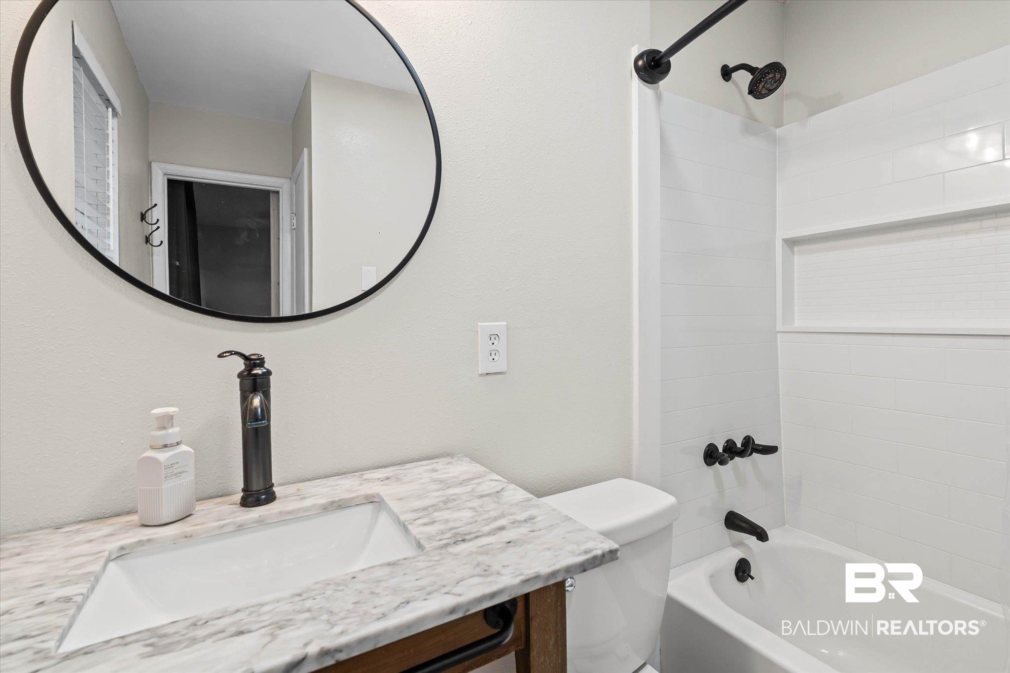 331 Ridgewood Drive Daphne, AL 36526 - Photo 13 of 26