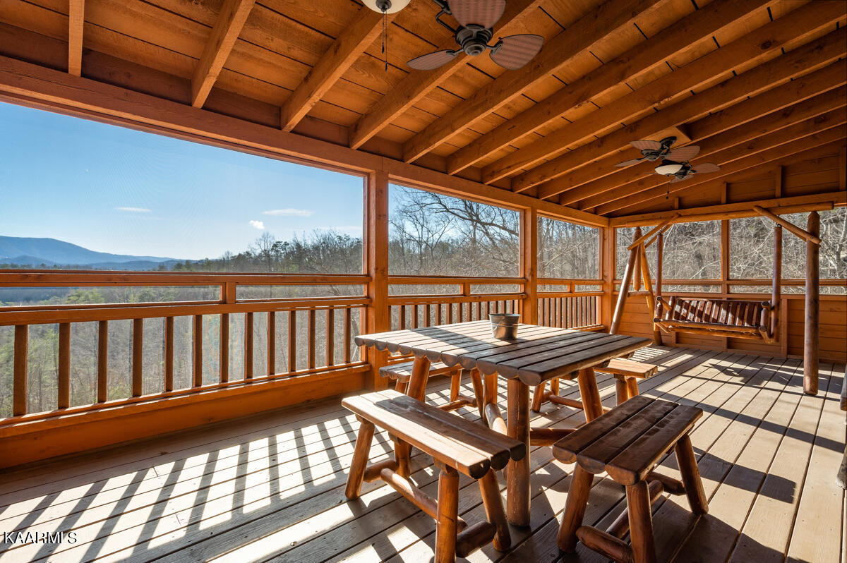 1821 Fantasy Way Sevierville, TN 37876 - Photo 43 of 47 FWRZ1-37