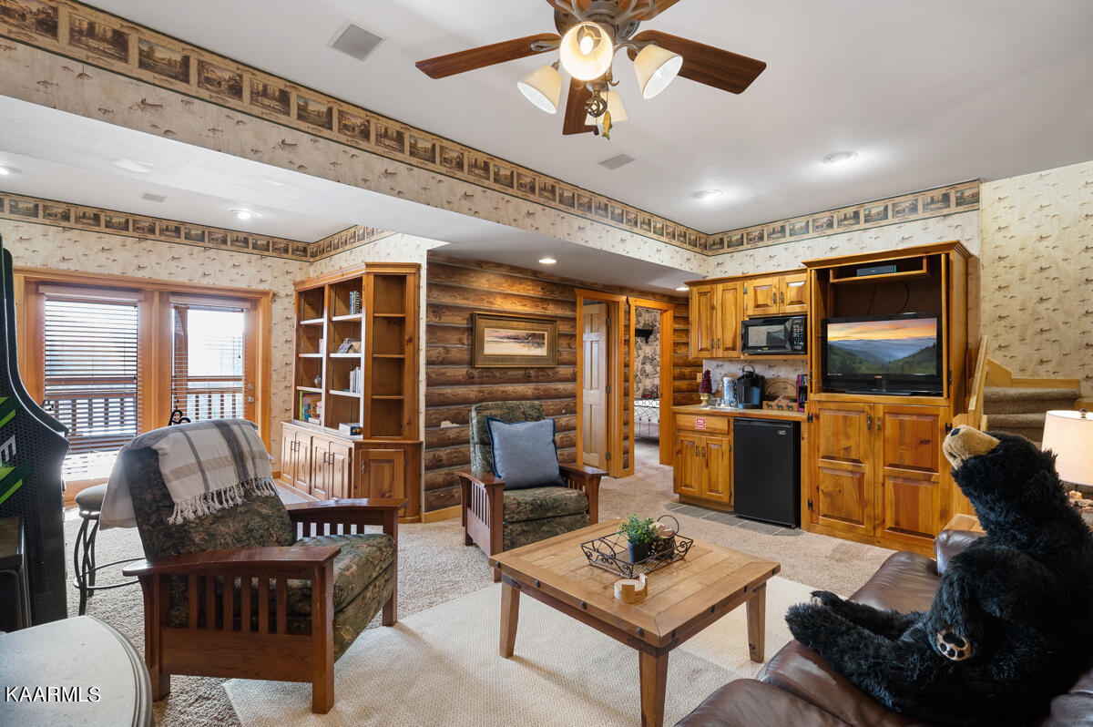 1821 Fantasy Way Sevierville, TN 37876 - Photo 9 of 47 FWRZ1-3