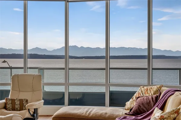 $2,150,000 | 1374 Alki Avenue Southwest, Unit 400, Seattle, WA 98116