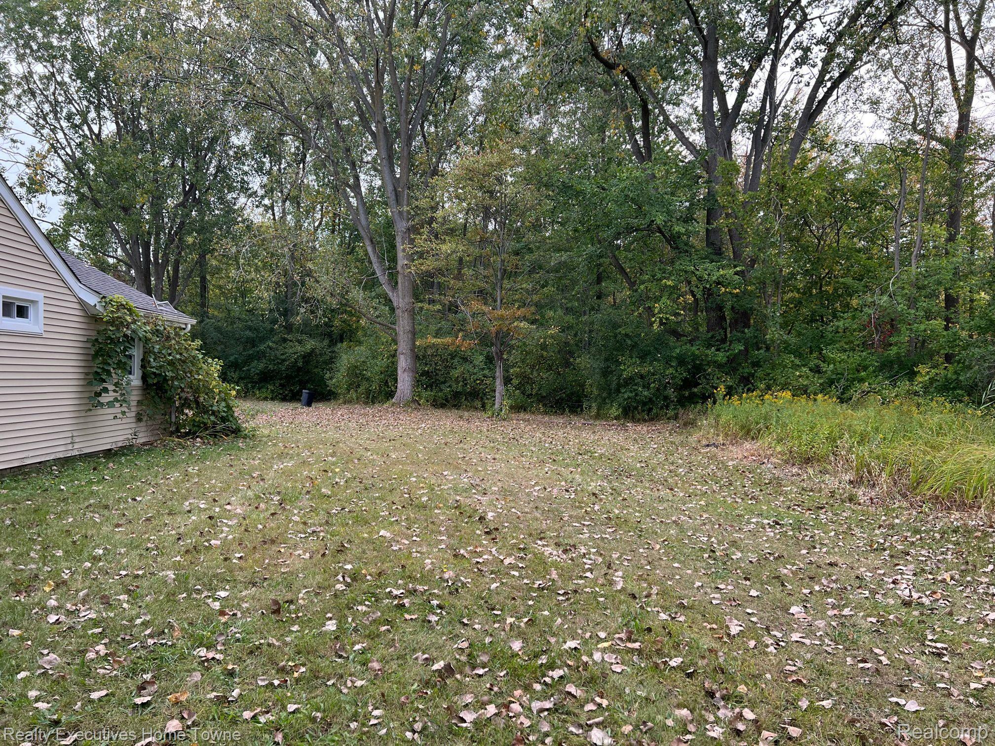 1625 Michigan Road Port Huron, MI 48060 - Photo 4 of 5 Gallery Image 4
