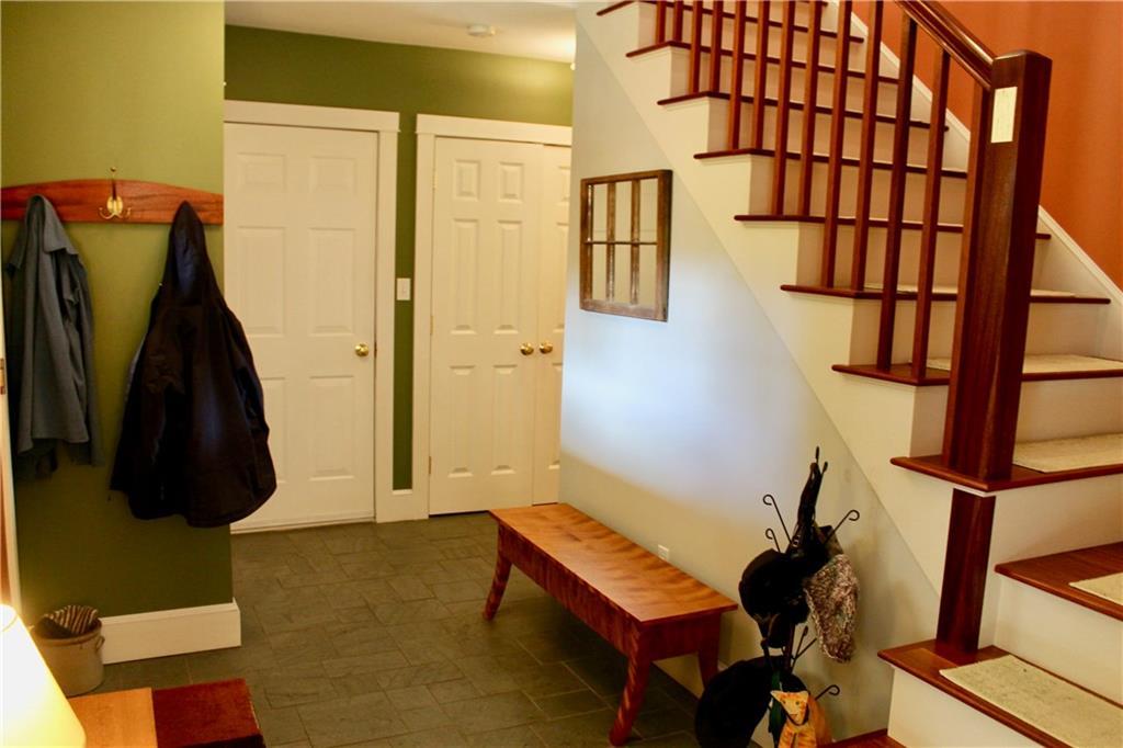 24 Heath Road East Waterboro, ME 04030 - Photo 13 of 35 Entry Way
