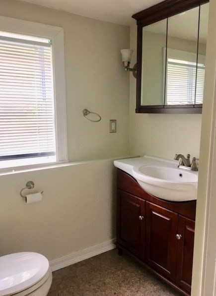 214-216 River Road East Berlin, MA 01503 - Photo 13 of 25