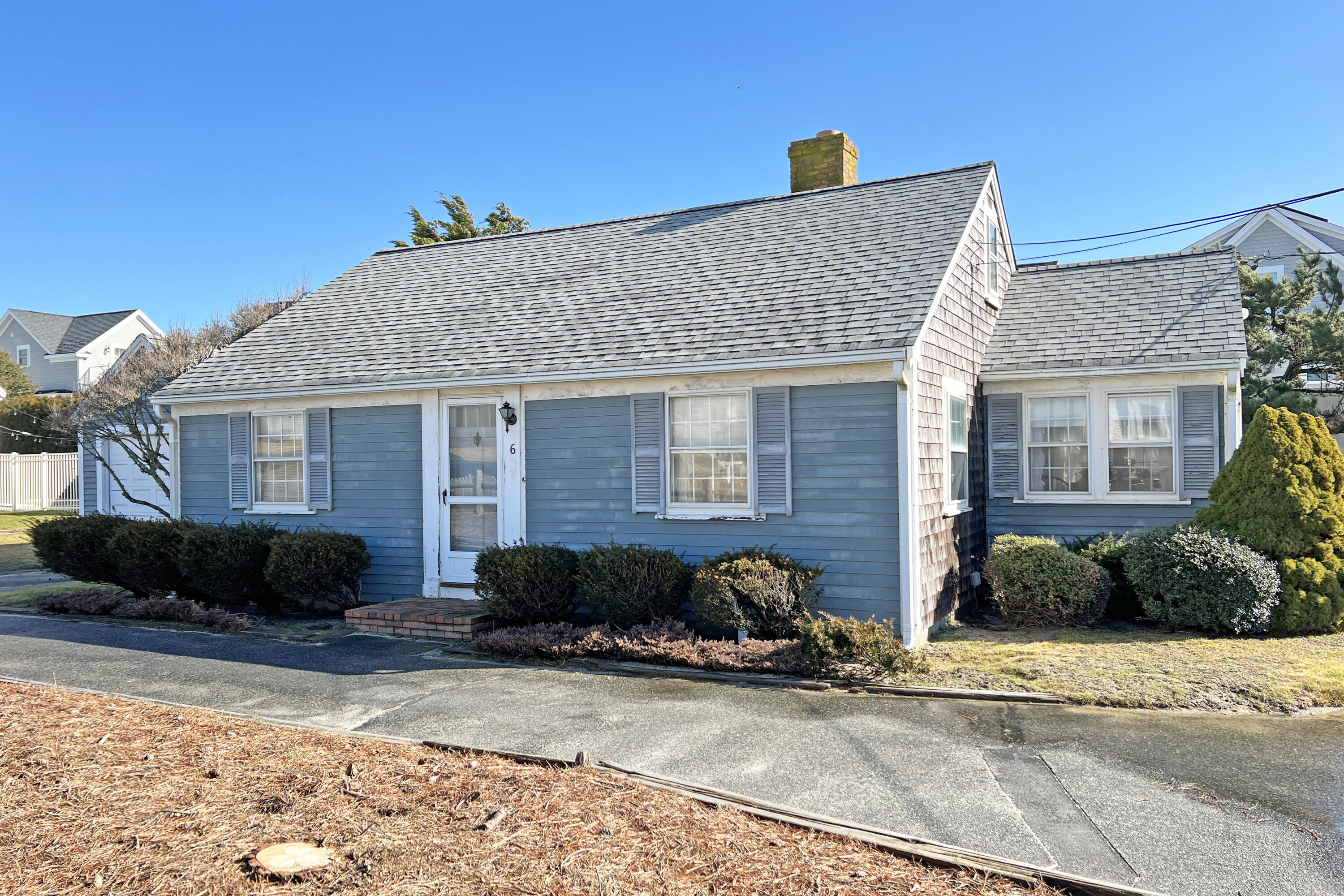 6 Longell Road Dennis Port, MA 02639 - Photo 3 of 46 IMG_3084