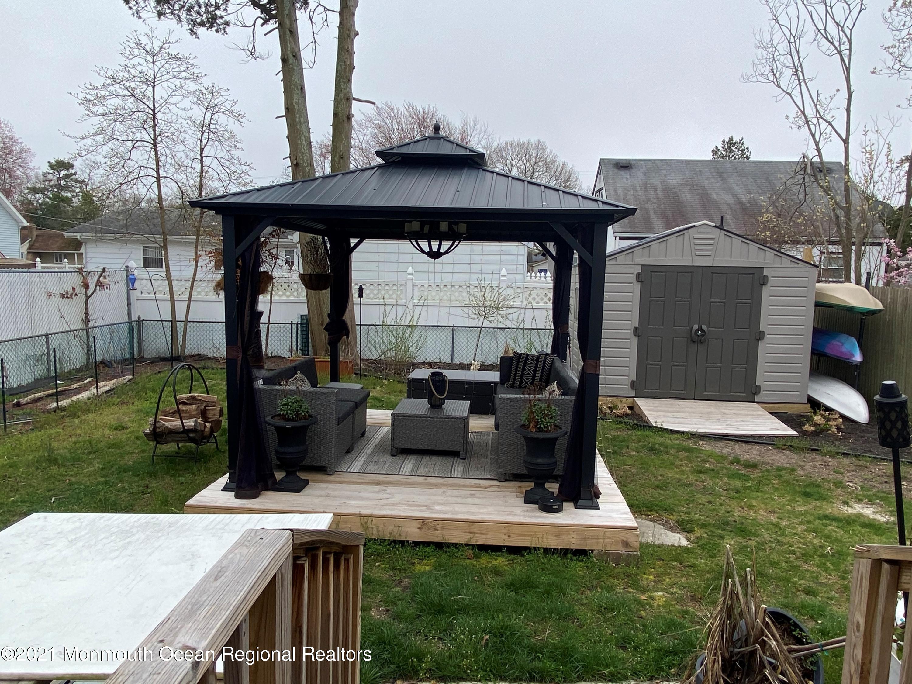 495 Riverside Drive South Brick, NJ 08723 - Photo 2 of 10 495 riverside 9