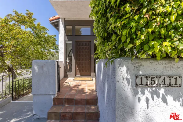 $6,000 | 1541 Palisades Drive, Pacific Palisades, CA 90272