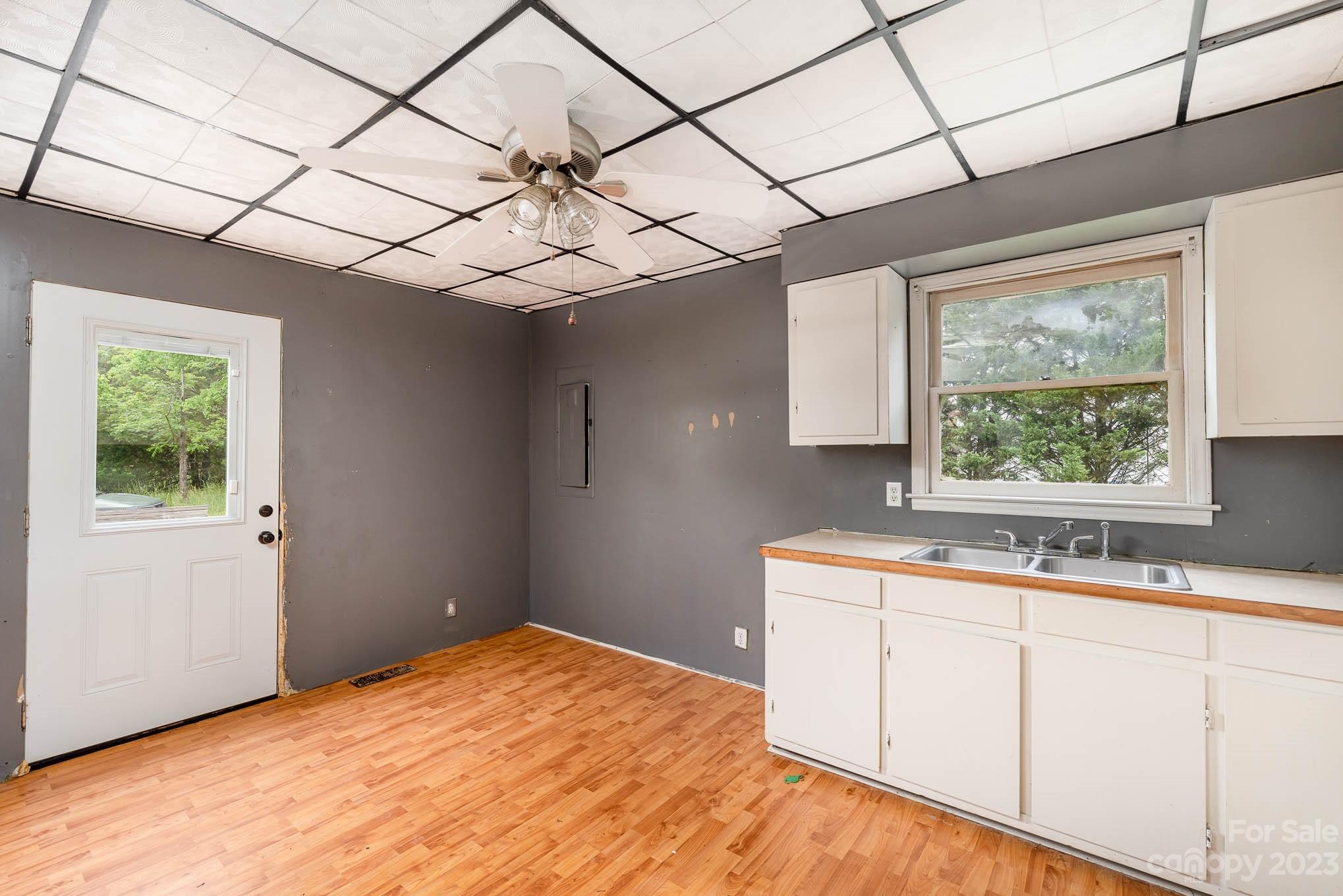 315 Cooks Lake Road Gastonia, NC 28056 - Photo 8 of 18 Gallery Image 8