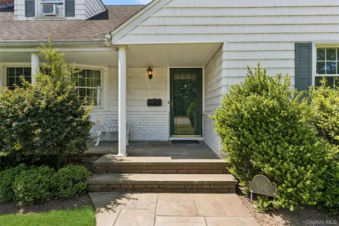 $1,575,000 | 142 Rockaway Avenue, Garden City, NY 11530