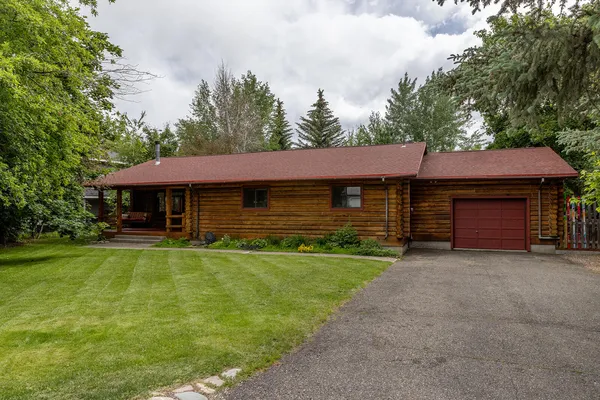 $950,000 | 521 Eastridge Drive, Hailey, ID 83333