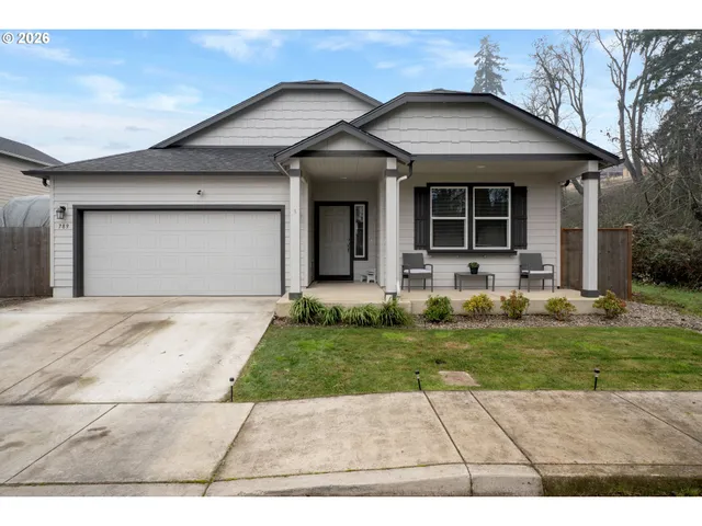 $509,900 | 789 South 52nd Place, Springfield, OR 97478
