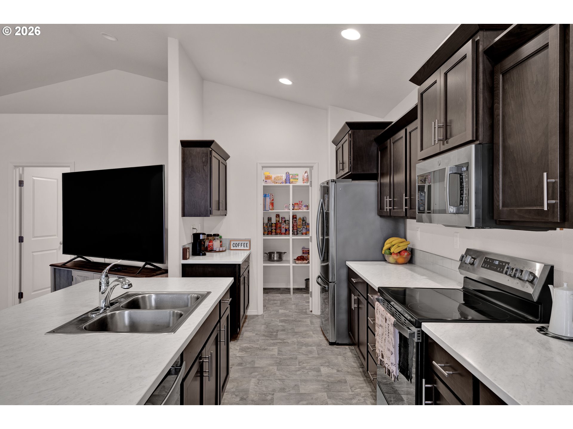 789 South 52nd Place Springfield, OR 97478 - Photo 14 of 46