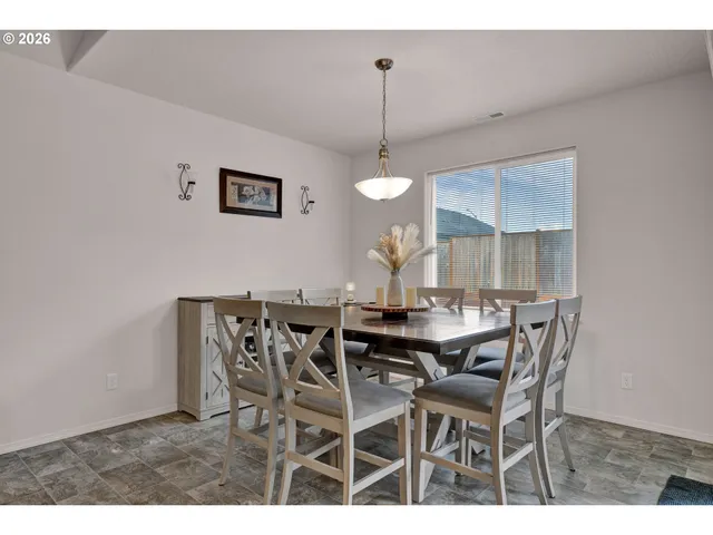 $509,900 | 789 South 52nd Place, Springfield, OR 97478