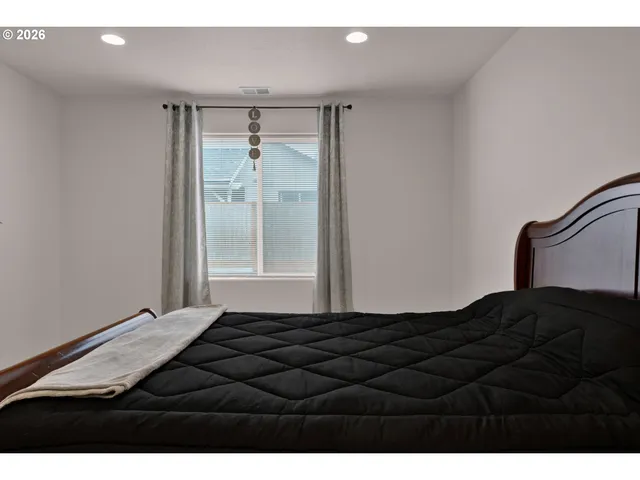 $509,900 | 789 South 52nd Place, Springfield, OR 97478