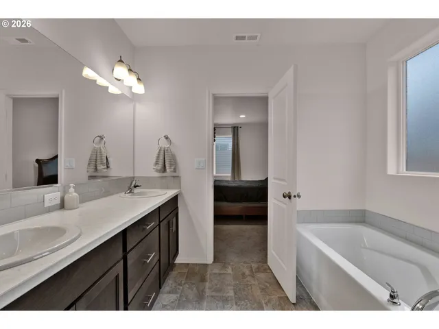 $509,900 | 789 South 52nd Place, Springfield, OR 97478