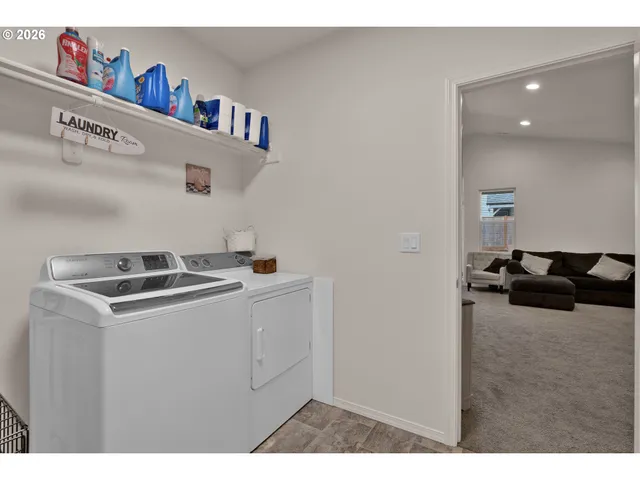 $509,900 | 789 South 52nd Place, Springfield, OR 97478