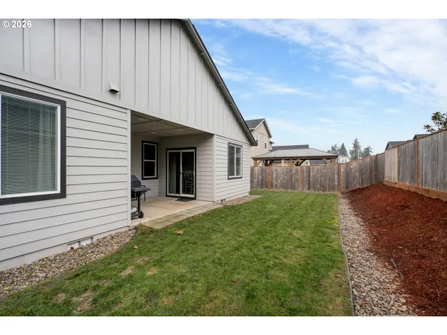 $509,900 | 789 South 52nd Place, Springfield, OR 97478