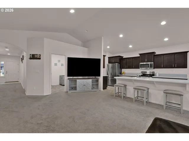 $509,900 | 789 South 52nd Place, Springfield, OR 97478