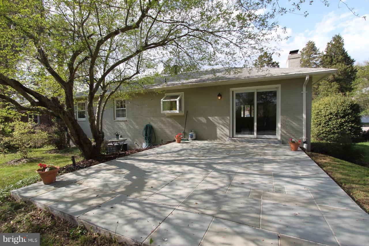 1009 Collingwood Road Alexandria, VA 22308 - Photo 23 of 30 Slate patio - great for entertaining
