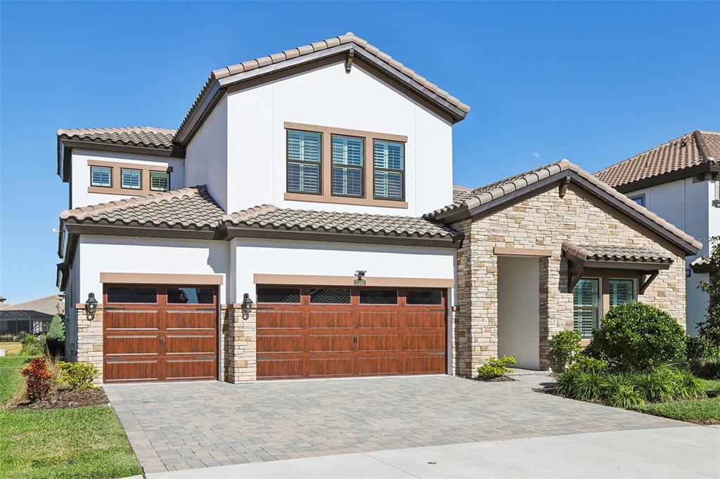 11263 Rustic Timber Loop San Antonio, FL 33576 - Photo 2 of 93